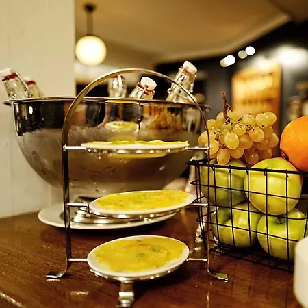 Otel Urban Style Des Carmes 3*