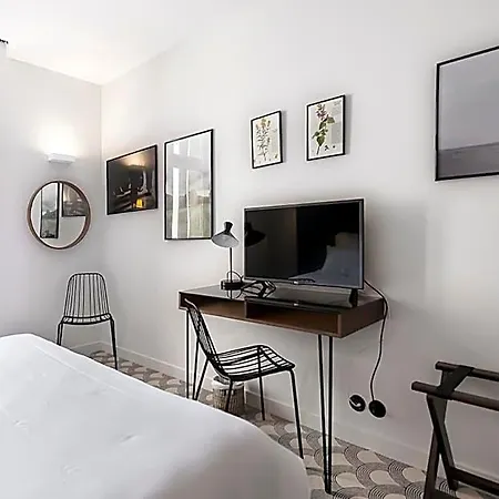 Urban Style Des Carmes Otel
