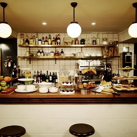 Urban Style Des Carmes Otel 3*